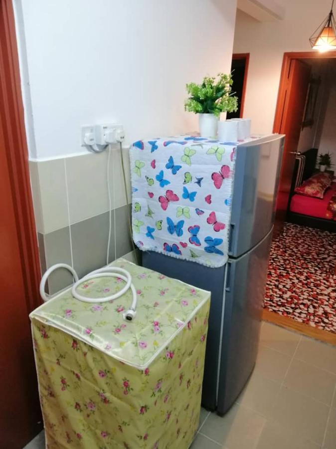 Homestay Camelia Kuala Terengganu - Seroja House Bagian luar foto